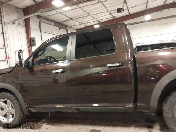 2010 Dodge Ram 1500 Sport with VIN 1D7RV1CT2AS262330, listed as a IAAI auction lot 41304955 with 170,791 mi miles. Bid and sale history available at carsss.com. Image 15.