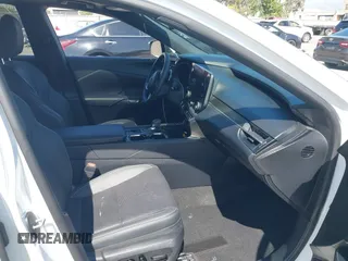 2024 Lexus RX 350 with VIN JTJCHMAA3R2012338, listed as a IAAI auction lot 42195076 with 22,993 mi miles and . Bid and sale history available at DreamBid. Image 5.