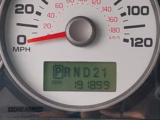 2005 Ford Escape XLT with VIN 1FMCU03135KB37656, listed as a IAAI auction lot 41908207 with 191,899 mi miles. Bid and sale history available at carsss.com. Image 15.