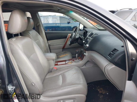 2011 Toyota Highlander Limited with VIN 5TDDK3EH0BS049761, listed as a IAAI auction lot 41484436 with 151,979 mi miles and . Bid and sale history available at DreamBid. Image 5.