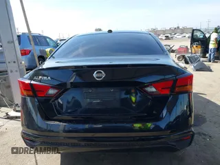 2019 Nissan Altima S with VIN 1N4BL4BV0KN323816, listed as a IAAI auction lot 42081799 with 117,230 mi miles and . Bid and sale history available at carsss.com. Image 17.