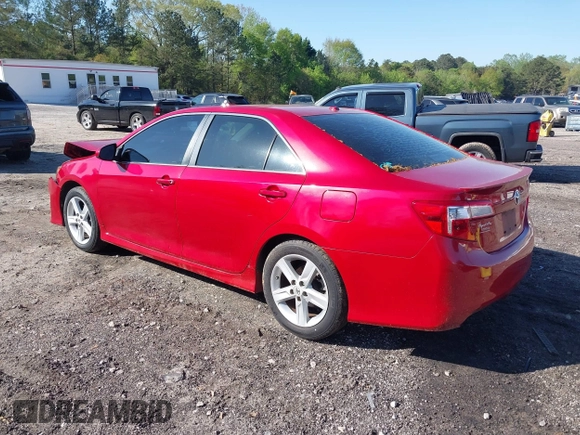 2012 Toyota Camry L with VIN 4T1BF1FK9CU566124, listed as a IAAI auction lot 41984713 with 186,266 mi miles. Bid and sale history available at carsss.com. Image 3.