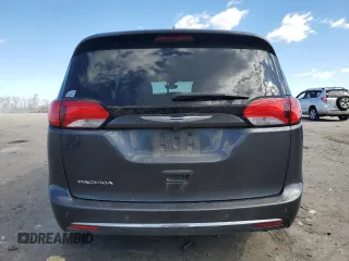 2018 Chrysler Pacifica Touring L z VIN 2C4RC1BGXJR142653, wystawiony jako Copart lot #50708575 z przebiegiem 136 816 mil mil oraz Szkody całkowita. Historia ofert i sprzedaży dostępna na DreamBid. Obrazek 6.