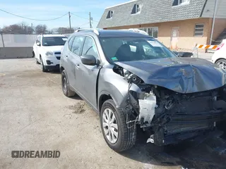 2016 Nissan Rogue SV with VIN 5N1AT2MT4GC880023, listed as a IAAI auction lot 41770822 with 174,843 mi miles. Bid and sale history available at carsss.com. Image 1.