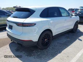 2023 Porsche Cayenne с VIN WP1AA2AY5PDA03348, выставлен на аукционе IAAI как лот 42046765 с пробегом 24 409 миль миль и . История ставок и продаж доступна на DreamBid. Изображение 4.