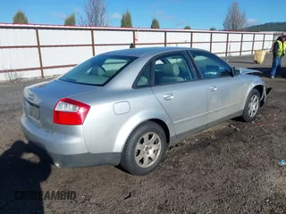 2003 Audi A4 1.8T with VIN WAULC68EX3A212780, listed as a IAAI auction lot 41986379 with 185,085 mi miles. Bid and sale history available at carsss.com. Image 4.