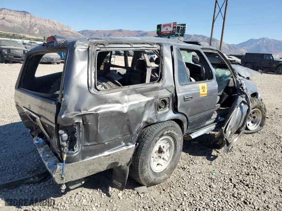 1994 Toyota 4Runner SR5 with VIN JT3VN39W4R8064061, listed as a Copart auction lot 73418104 with 243,252 mi miles and Salvage Title. Bid and sale history available at carsss.com. Image 3.