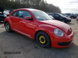 2012 Volkswagen Beetle 2.5L PZEV with VIN 3VWJP7AT0CM601196, listed as a Copart auction lot 44962065 with 128,597 mi miles and Salvage Title. Bid and sale history available at carsss.com. Image 4.