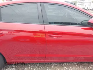 2020 Hyundai Elantra SEL z VIN KMHD84LFXLU063424, wystawiony jako IAAI lot #41900825 z przebiegiem 49 798 mil mil oraz . Historia ofert i sprzedaży dostępna na DreamBid. Obrazek 14.