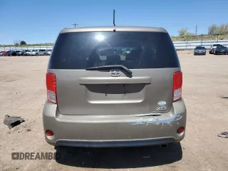 2013 Scion xB z VIN JTLZE4FE8DJ033819, wystawiony jako Copart lot #55435525 z przebiegiem 153 103 mil mil oraz Szkody całkowita. Historia ofert i sprzedaży dostępna na DreamBid. Obrazek 6.