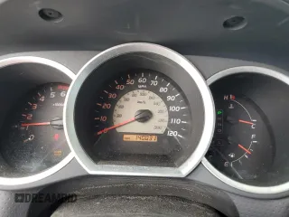 2005 Toyota Tacoma PreRunner с VIN 5TEKU72N35Z031555, выставлен на аукционе Copart как лот 63295825 с пробегом 140 031 миль миль и Списание • Salvage title. История ставок и продаж доступна на DreamBid. Изображение 9.
