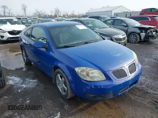 2008 Pontiac G5 with VIN 1G2AL18F887188705, listed as a IAAI auction lot 40978694 with 148,438 mi miles. Bid and sale history available at carsss.com. Image 1.