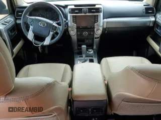 2020 Toyota 4Runner SR5 with VIN JTEBU5JR6L5753722, listed as a Copart auction lot 58841615 with 90,985 mi miles and Salvage title. Bid and sale history available at DreamBid. Image 8.