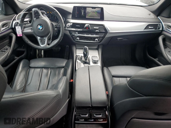 2018 BMW 5 Series 530e xDrive z VIN WBAJB1C56JB084422, wystawiony jako Copart lot #47596335 z przebiegiem 68 276 mil mil oraz Szkoda całkowita • Salvage title. Historia ofert i sprzedaży dostępna na DreamBid. Obrazek 8.