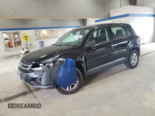 2012 Volkswagen Tiguan SE z VIN WVGAV7AX1CW506539, wystawiony jako Copart lot #49906245 z przebiegiem 115 511 mil mil oraz Szkody całkowita. Historia ofert i sprzedaży dostępna na DreamBid. Obrazek 1.
