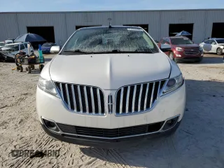 2013 Lincoln MKX with VIN 2LMDJ6JK2DBL08616, listed as a Copart auction lot 51866105 with 83,511 mi miles and Salvage Title. Bid and sale history available at carsss.com. Image 5.