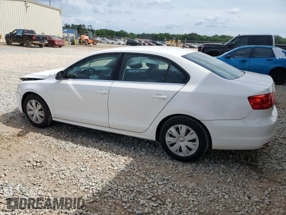 2013 Volkswagen Jetta SE with VIN 3VWDP7AJ7DM418763, listed as a Copart auction lot 56420575 with 130,301 mi miles and Salvage title. Bid and sale history available at DreamBid. Image 2.