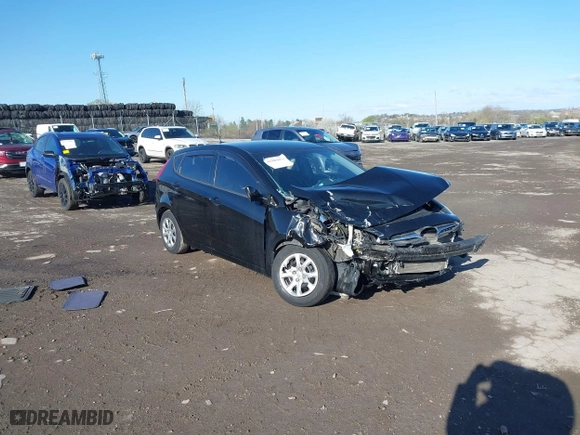 2014 Hyundai Accent GS with VIN KMHCT5AE0EU189319, listed as a IAAI auction lot 41985071 with 72,633 mi miles. Bid and sale history available at carsss.com. Image 1.