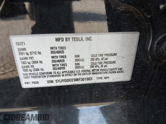 2021 Tesla Model Y Long Range with VIN 5YJYGDEE9MF301903, listed as a IAAI auction lot 42004007 with 26,740 mi miles. Bid and sale history available at carsss.com. Image 9.