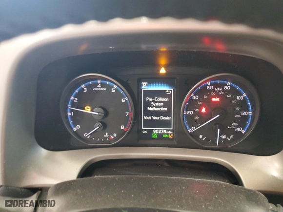 2018 Toyota RAV4 XLE with VIN 2T3RFREV6JW839243, listed as a Copart auction lot 48991585 with 90,239 mi miles and Salvage Title. Bid and sale history available at carsss.com. Image 9.