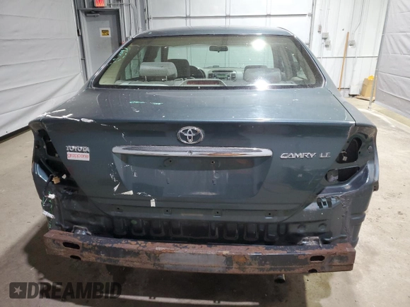 2004 Toyota Camry LE z VIN 4T1BE32K74U311882, wystawiony jako Copart lot #47997235 z przebiegiem 205 299 mil mil oraz Szkoda całkowita • Salvage title. Historia ofert i sprzedaży dostępna na DreamBid. Obrazek 6.