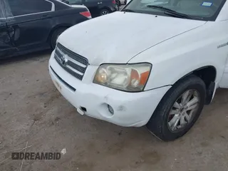 2007 Toyota Highlander w/3rd Row z VIN JTEDW21A570017255, wystawiony jako IAAI lot #42265923 z przebiegiem 245 805 mil mil oraz . Historia ofert i sprzedaży dostępna na DreamBid. Obrazek 6.