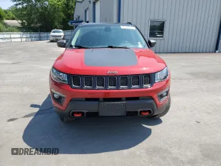 2020 Jeep Compass Trailhawk z VIN 3C4NJDDB5LT238584, wystawiony jako Copart lot #65119345 z przebiegiem 37 854 mil mil oraz Szkoda całkowita • Salvage title. Historia ofert i sprzedaży dostępna na DreamBid. Obrazek 5.