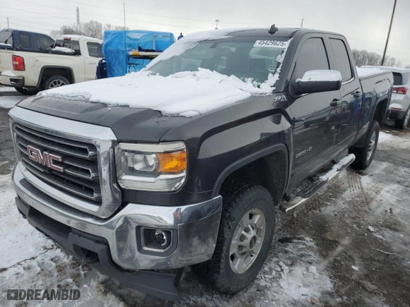 2015 GMC Sierra 2500HD SLE with VIN 1GT22YEG8FZ117143, listed as a Copart auction lot 45429625 with 189,523 mi miles and Clean Title. Bid and sale history available at carsss.com. Image 1.