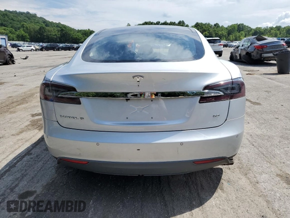 2014 Tesla Model S 60 с VIN 5YJSA1S17EFP66205, выставлен на аукционе Copart как лот 64817025 с пробегом 123 108 миль миль и Чистый • Clean title. История ставок и продаж доступна на DreamBid. Изображение 6.