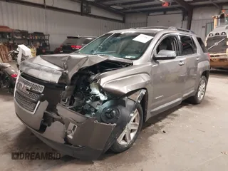 2010 GMC Terrain SLT-2 z VIN 2CTFLJEY8A6371376, wystawiony jako IAAI lot #41378864 z przebiegiem 208 233 mil mil oraz . Historia ofert i sprzedaży dostępna na DreamBid. Obrazek 17.