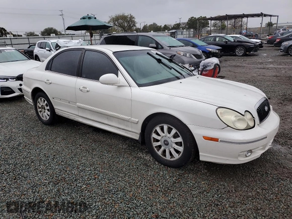 2004 Hyundai Sonata GLS with VIN KMHWF35H54A978952, listed as a Copart auction lot 49312725 with 0 mi miles and Salvage Title. Bid and sale history available at carsss.com. Image 4.