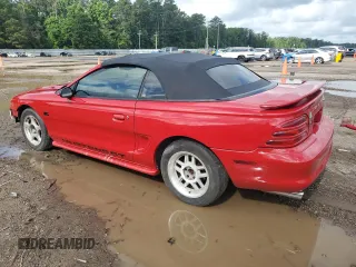1995 Ford Mustang z VIN 1FALP45T5SF135550, wystawiony jako Copart lot #60662725 z przebiegiem 92 902 mil mil oraz Szkoda całkowita • Salvage title. Historia ofert i sprzedaży dostępna na DreamBid. Obrazek 2.