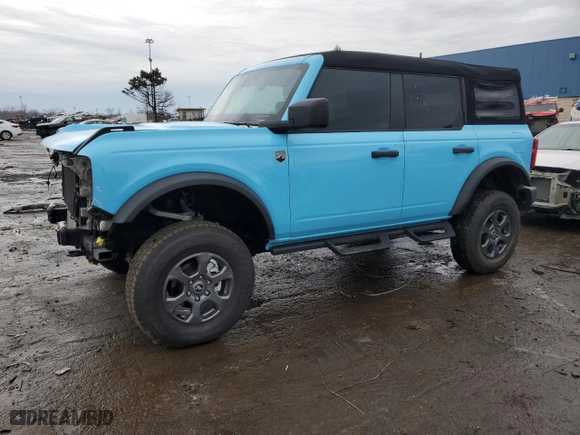 2023 Ford Bronco with VIN 1FMEE5BP9PLB15828, listed as a Copart auction lot 47347135 with 11,370 mi miles and Clean Title. Bid and sale history available at carsss.com. Image 1.