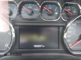 2016 Chevrolet Tahoe LT z VIN 1GNSKBKC6GR210329, wystawiony jako IAAI lot #42126175 z przebiegiem 190 207 mil mil oraz . Historia ofert i sprzedaży dostępna na DreamBid. Obrazek 7.
