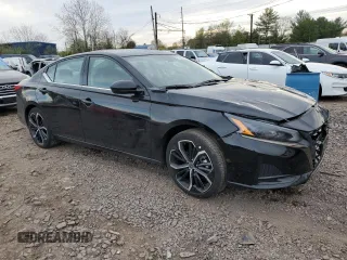 2025 Nissan Altima SR with VIN 1N4BL4CV9SN310075, listed as a Copart auction lot 54229015 with 11,085 mi miles and Salvage Title. Bid and sale history available at DreamBid. Image 4.