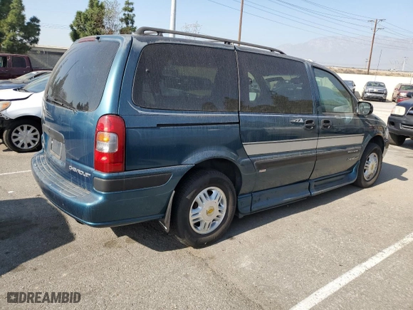 2002 Chevrolet Venture Plus 1SB Pkg with VIN 1GNDX03E22D319617, listed as a Copart auction lot 83454004 with 46,623 mi miles and Clean Title. Bid and sale history available at carsss.com. Image 3.