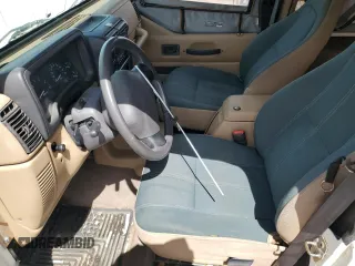 1999 Jeep Wrangler Sahara с VIN 1J4FY49S3XP482537, выставлен на аукционе Copart как лот 56517845 с пробегом 219 684 миль миль и Чистый • Clean title. История ставок и продаж доступна на DreamBid. Изображение 7.