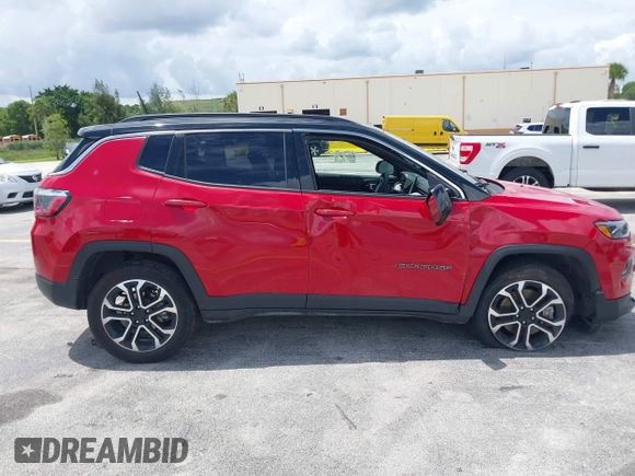 2024 Jeep Compass Limited z VIN 3C4NJDCN1RT596592, wystawiony jako IAAI lot #42740215 z przebiegiem 45 153 mil mil oraz . Historia ofert i sprzedaży dostępna na DreamBid. Obrazek 13.