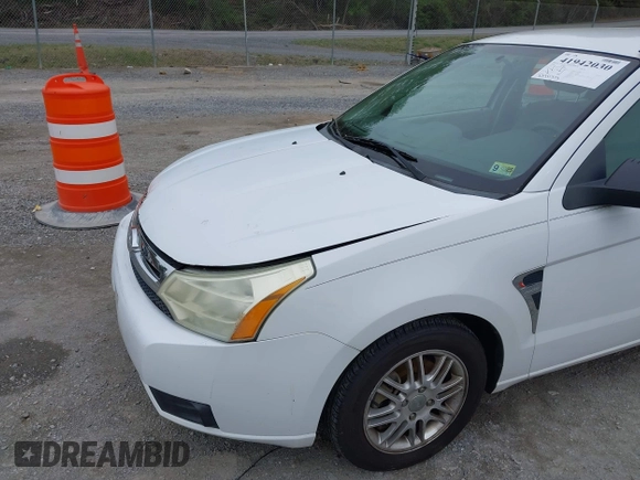 2008 Ford Focus SE with VIN 1FAHP35N08W122604, listed as a IAAI auction lot 41942030 with 89,034 mi miles. Bid and sale history available at carsss.com. Image 17.