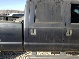 2004 Ford F-250 XL z VIN 1FTNW21P04EA35643, wystawiony jako Copart lot #40755184 z przebiegiem Nie podano mil oraz Szkoda całkowita • Salvage title. Historia ofert i sprzedaży dostępna na DreamBid. Obrazek 10.