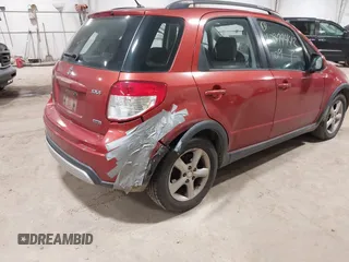 2009 Suzuki SX4 AWD z VIN JS2YB413295100359, wystawiony jako IAAI lot #40899442 z przebiegiem 109 919 mil mil oraz . Historia ofert i sprzedaży dostępna na DreamBid. Obrazek 4.