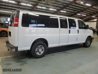 2017 Chevrolet Express Passenger LT with VIN 1GAZGPFG4H1177374, listed as a Copart auction lot 81664784 with 248,250 mi miles and Clean Title. Bid and sale history available at carsss.com. Image 3.