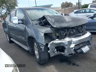 2005 Nissan Titan LE с VIN 1N6AA07A15N530436, выставлен на аукционе IAAI как лот 42580701 с пробегом 140 742 миль миль и . История ставок и продаж доступна на DreamBid. Изображение 1.
