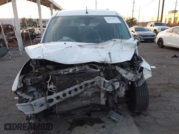 2015 Ford Transit Connect XLT с VIN NM0LE7F70F1190099, выставлен на аукционе IAAI как лот 41105757 с пробегом Не указан миль и . История ставок и продаж доступна на DreamBid. Изображение 6.