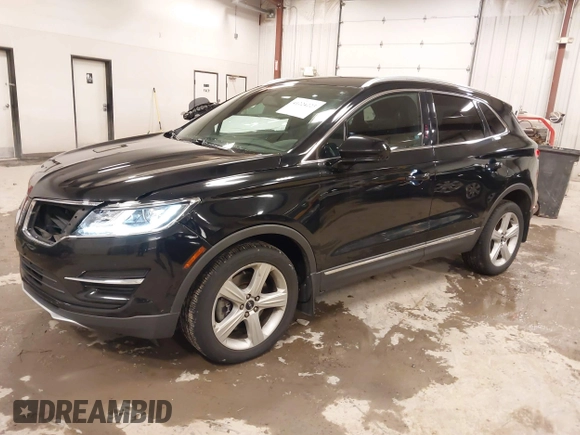 2017 Lincoln MKC Premiere with VIN 5LMCJ1D97HUL35066, listed as a IAAI auction lot 41224223 with 124,826 mi miles. Bid and sale history available at carsss.com. Image 17.