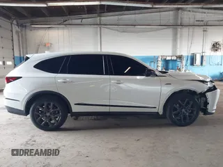 2022 Acura MDX w/A-Spec Package with VIN 5J8YE1H06NL038869, listed as a IAAI auction lot 42204706 with 20,206 mi miles and . Bid and sale history available at DreamBid. Image 13.