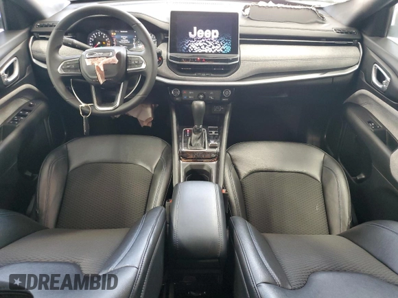 2024 Jeep Compass Latitude with VIN 3C4NJDBN0RT111456, listed as a Copart auction lot 60617745 with 26,593 mi miles and Clean title. Bid and sale history available at DreamBid. Image 8.