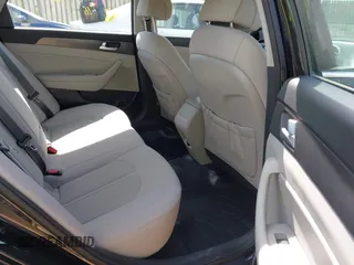 2015 Hyundai Sonata Limited with VIN 5NPE34AF5FH225582, listed as a IAAI auction lot 42155680 with 144,630 mi miles and . Bid and sale history available at carsss.com. Image 8.
