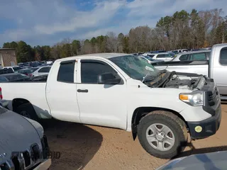 2016 Toyota Tundra 4WD Truck SR with VIN 5TFUW5F13GX569472, listed as a IAAI auction lot 41174168 with 181,703 mi miles. Bid and sale history available at carsss.com. Image 13.