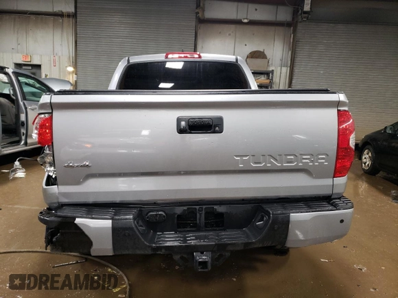 2021 Toyota Tundra Platinum z VIN 5TFAY5F17MX008071, wystawiony jako Copart lot #44320385 z przebiegiem 59 398 mil mil oraz Szkoda całkowita • Salvage title. Historia ofert i sprzedaży dostępna na DreamBid. Obrazek 6.